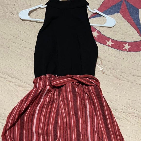 Forever 21 romper - Picture 1 of 3